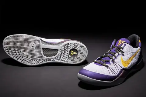 Des sneakers de Kobe Bryant à 800 000 euros aux enchères