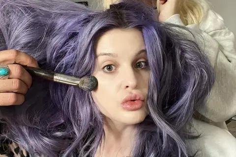 Kelly Osbourne évoque des remarques blessantes sur son poids d’un cadre de l’industrie cinématographique
