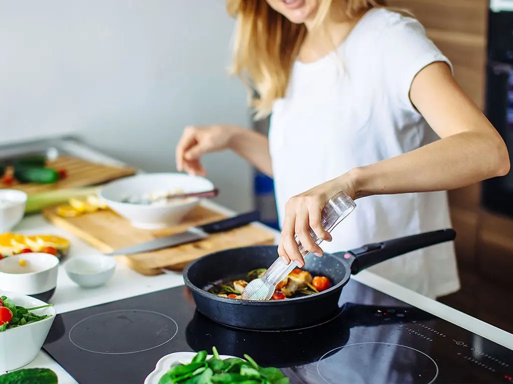 Consommer des repas préparés à la maison